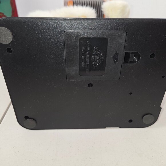 Vintage Christmas Fantasy Wonderland Santa Musician Plays 8 Holiday Melodies - Picture 6 of 15